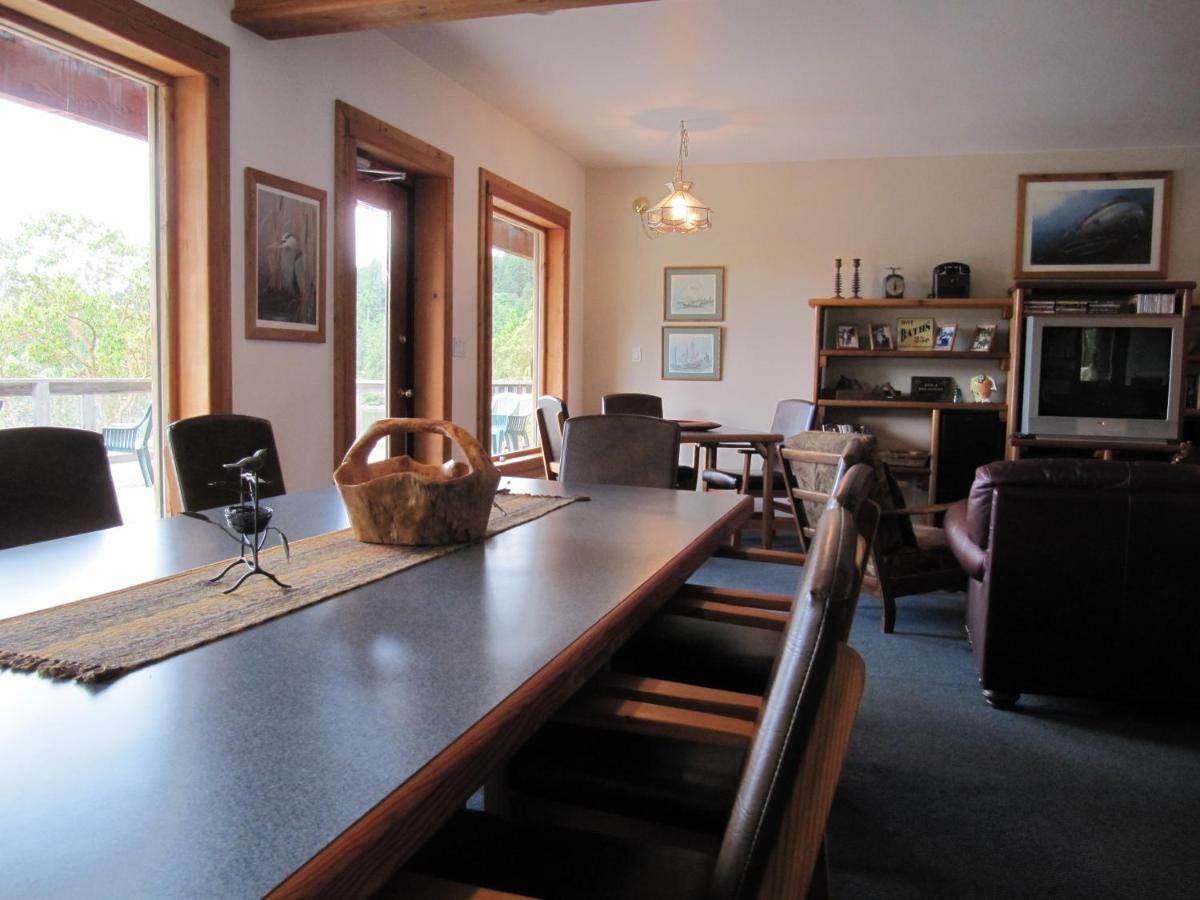 Arbutus Cove Guesthouse Metchosin 외부 사진